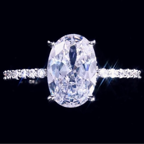 NEW Oval Shaped White Gold-Plated Dazzling Brilliant Cut CZ Band Ring - Picture 15 of 16